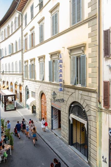 Classic Florentine Flat Near Piazza Santa Croce Флоренция Екстериор снимка