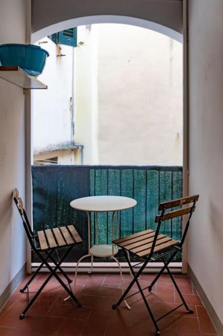 Classic Florentine Flat Near Piazza Santa Croce Флоренция Екстериор снимка