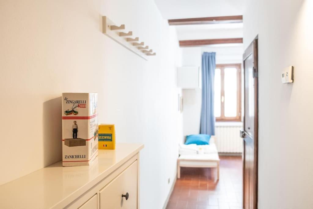Classic Florentine Flat Near Piazza Santa Croce Флоренция Екстериор снимка